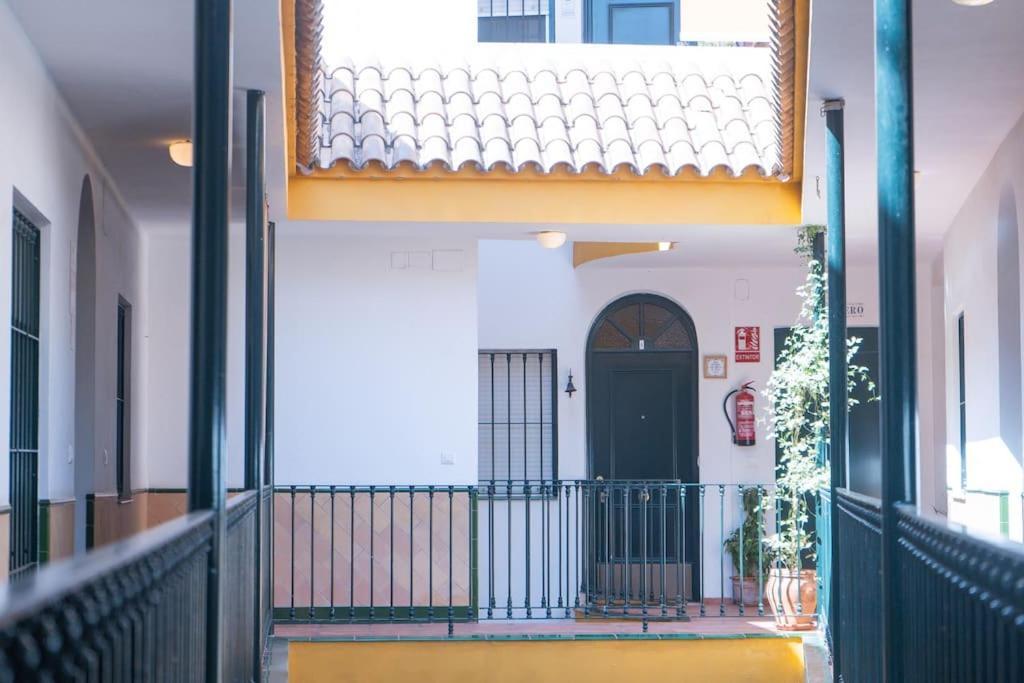 Junto A Setas De Apartament